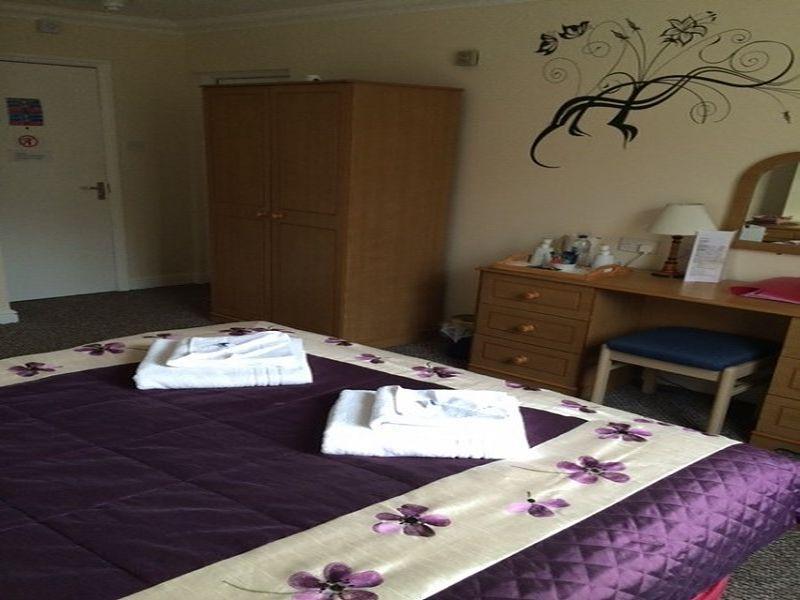 The Wensum Lodge Hotel Fakenham Exterior photo